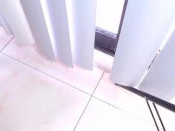 morganandmegan webcam model stream image