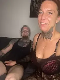 SexyInkedMiilfxx webcam model stream image