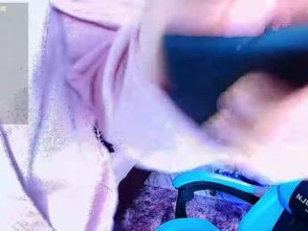 arontroy_wi webcam model stream image