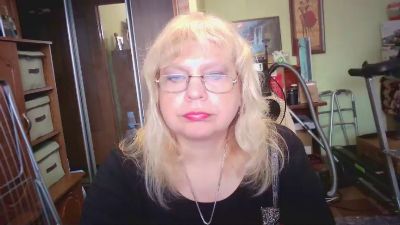 LOLA1972 webcam model stream image