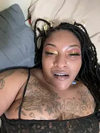 Egyptian_reign webcam stripchat model stream image