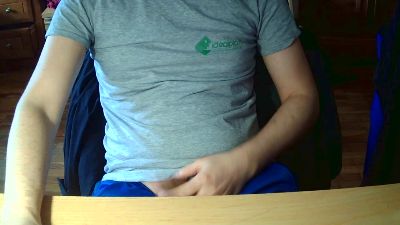 YoUnGbOy2018 webcam cam4 model stream image