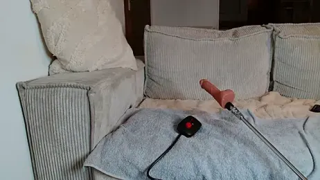 liloush__ webcam model stream image