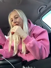 MerlinDave webcam model stream image