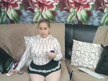 yoursexymature2024 webcam model stream image