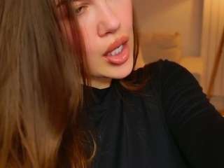 yourgoddessroxana webcam model stream image