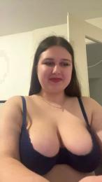 liciistrraw44 webcam model stream image