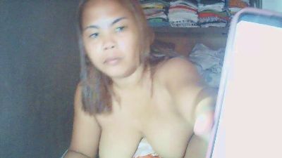 yummyhottmom webcam cam4 model stream image