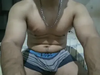 Alcee490 webcam stripchat model stream image