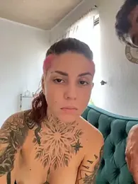 Izy_cute_ webcam model stream image