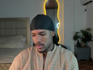 Jhons Black webcam model stream image