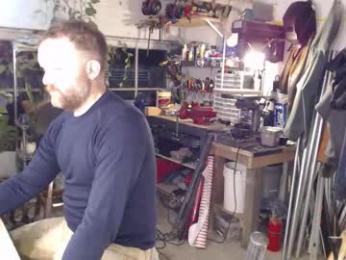 seattlemanwhore webcam model stream image