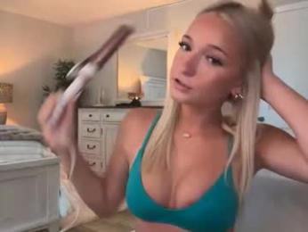 roxyrain2736 webcam model stream image