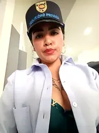 MAYE__13 webcam stripchat model stream image