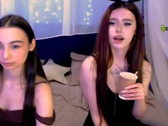 kimi_glow webcam model stream image