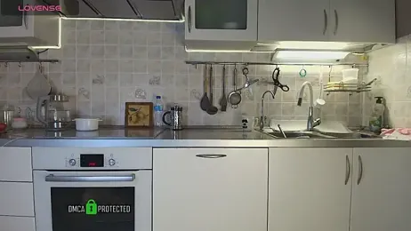 MilfeaN webcam model stream image