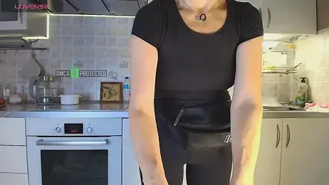 MilfeaN webcam model stream image