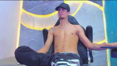 Kroddy_Sw_ webcam model stream image