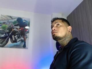 Apolo Strongman webcam model stream image