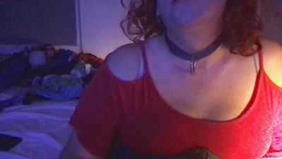 Rousey webcam model stream image