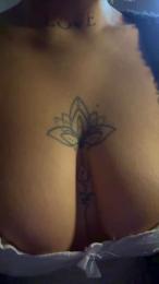 Violetta2022 webcam model stream image