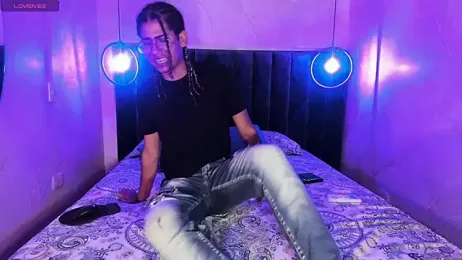 Maxim-Walker webcam stripchat model stream image