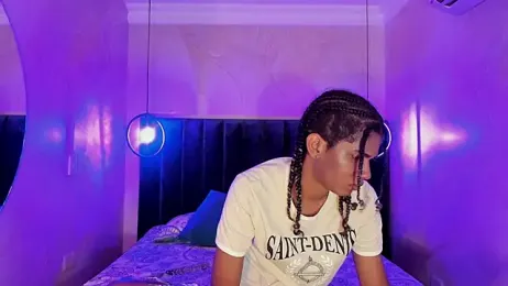 Maxim-Walker webcam model stream image