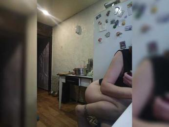 SeXy-MiLF-Xo4y webcam model stream image