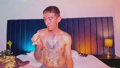 dominikthompson webcam model stream image