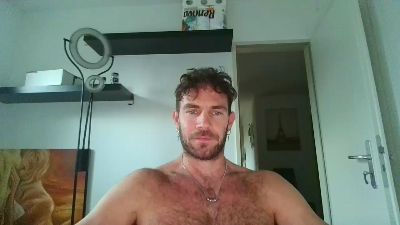 ALPHA_HUNK webcam model stream image