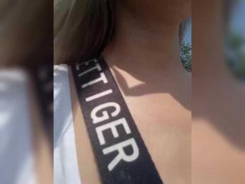 Lelikiss8 webcam model stream image