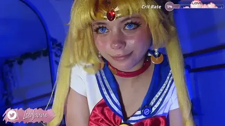 Loidjanne webcam stripchat model stream image