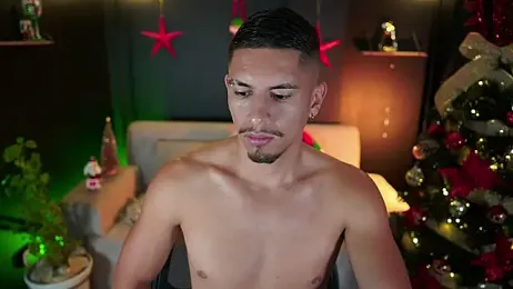 Aaronfox_x webcam model stream image