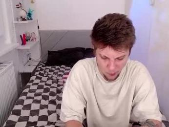 degradat1on webcam model stream image