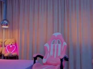 reina-cummingss webcam model stream image