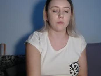 dalyana22 webcam model stream image