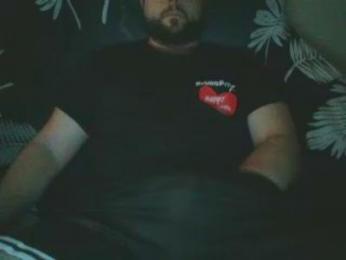 Bebeast webcam model stream image