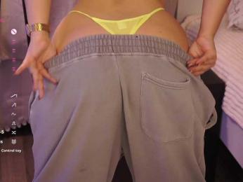 YesImAnna webcam model stream image