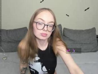 shy_suchka webcam model stream image