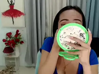 xAsianTOPModelx webcam model stream image