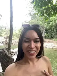 Paulalu95 webcam model stream image