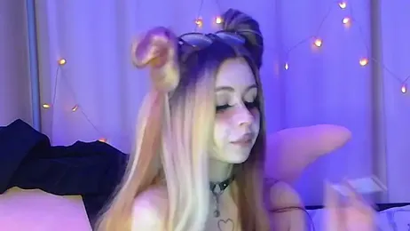 suemeow webcam model stream image