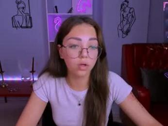 queen_tasty webcam model stream image