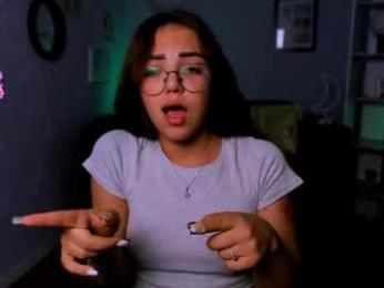 queen_tasty webcam model stream image