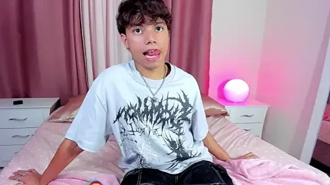 Honeymoon_sariel webcam model stream image