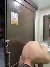 Benson18y webcam model stream image