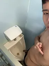 Benson18y webcam model stream image