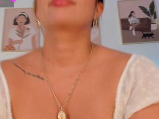 Victoria Romano webcam model stream image