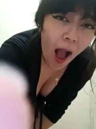 Sakura_0505 webcam model stream image