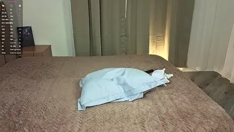 FancyHenley webcam model stream image